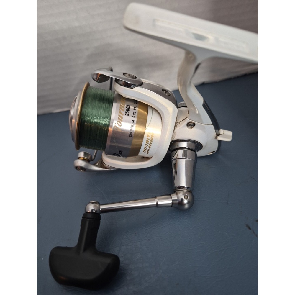 Daiwa Tournament Zx Fishing spinning reel‎ Used